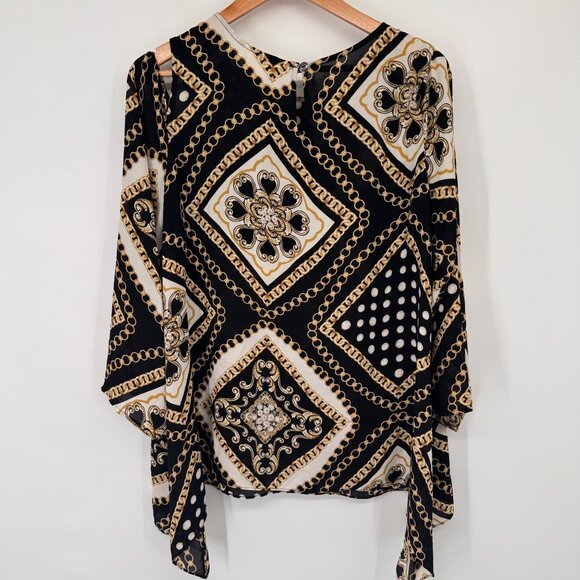 Chicos 2 Womens Black Gold Geometric Chain Print cold shoulder Blouse Size large - Picture 9 of 10